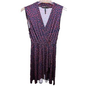 BCBGMaxazria Wrap Dress Women’s Size XS Red Blue V-neck Pleated Knee Length